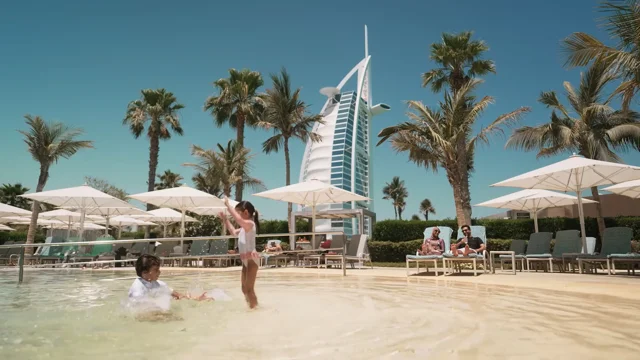familienhotels in dubai - jumeirah beach hotel mit kids club