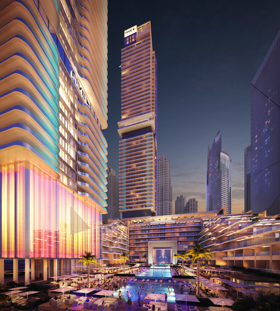 Five Luxe Hotel Dubai Hauptpool