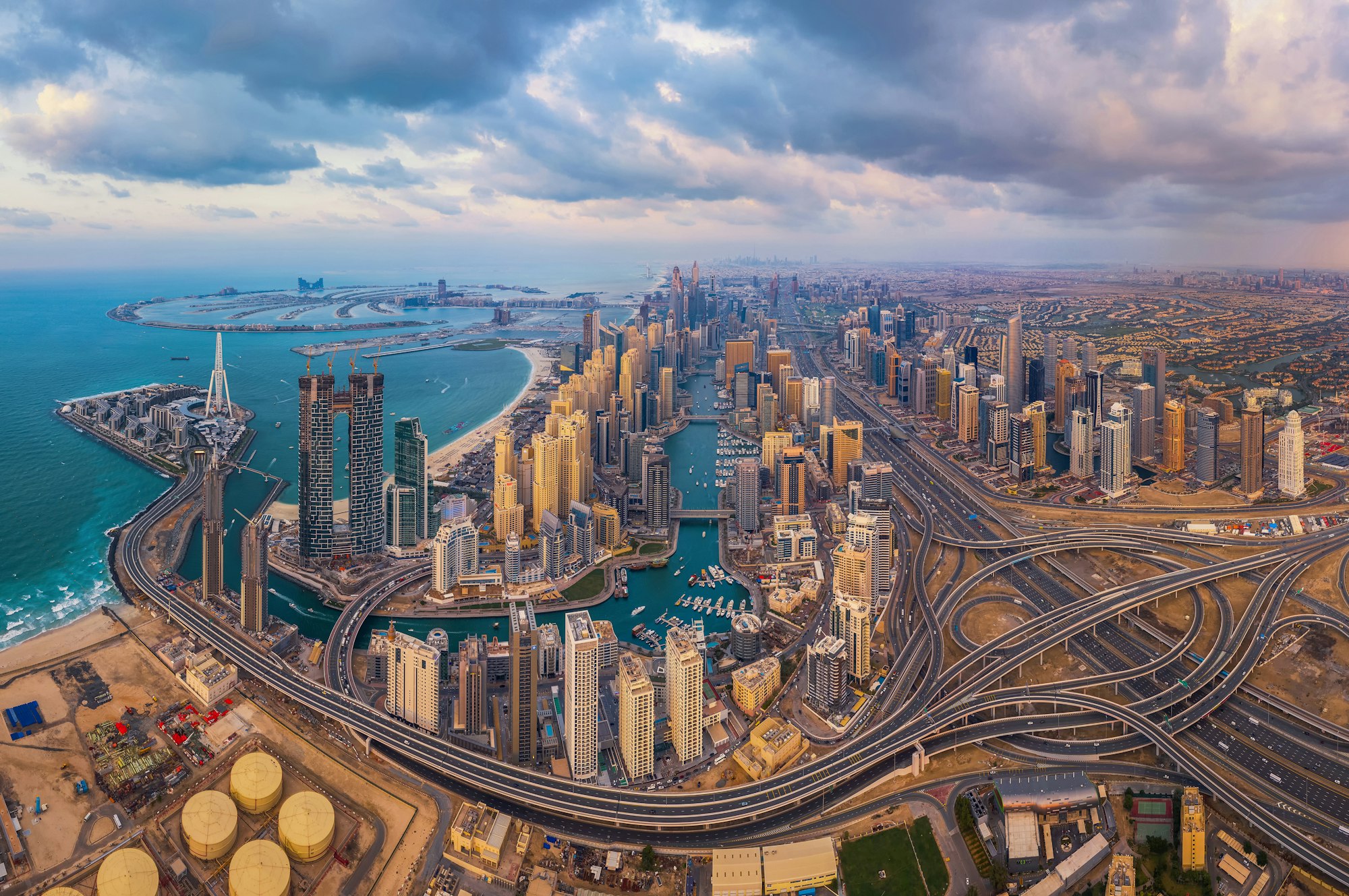 dubai reise gefährlich Ist_eine_Reise_nach_Dubai_gef_hrlich_Dubai Downtown skyline, Vereinigte Arabische Emirate