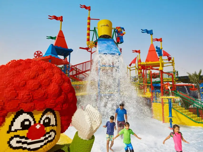 Dubai Legoland Wasserpark - beste Wasserparks in Dubai für Famlien - Eimer Kleinkinderbereich